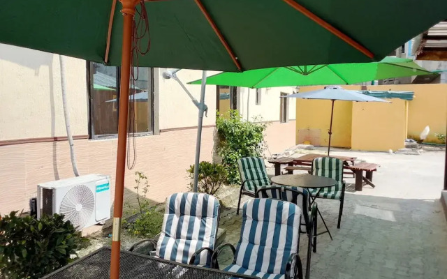 Palace Holiday Inn LTD
