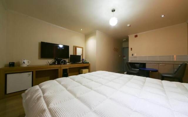 Gyeongju Bulguksa W Drive-in Motel