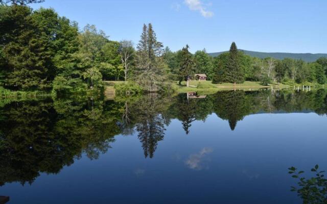 Bromley Farm ski house