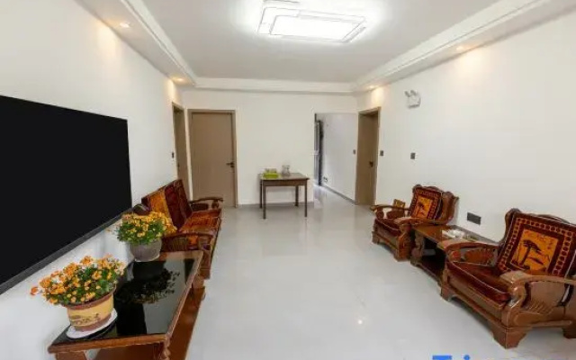 Warm and cool homestay