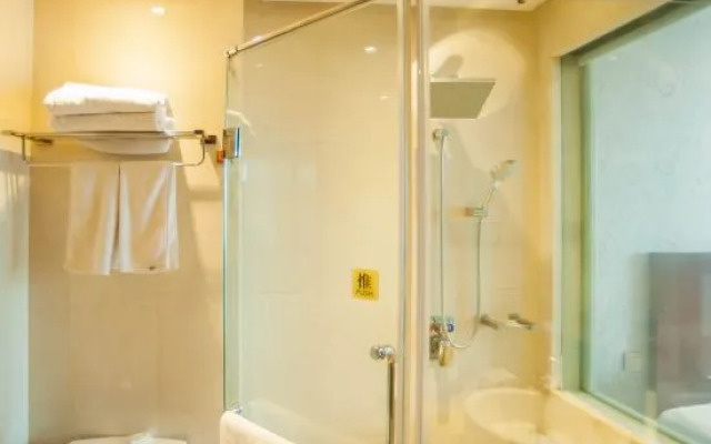 Urban Sunshine Hotel