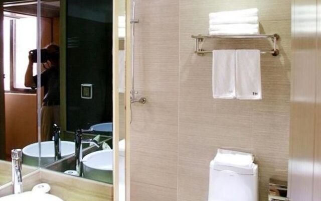 Yantai Tonghui Hotel
