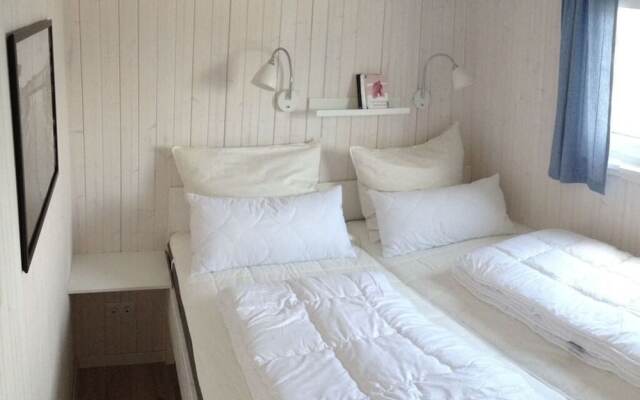 Houseboat Comfortable Vacation Home