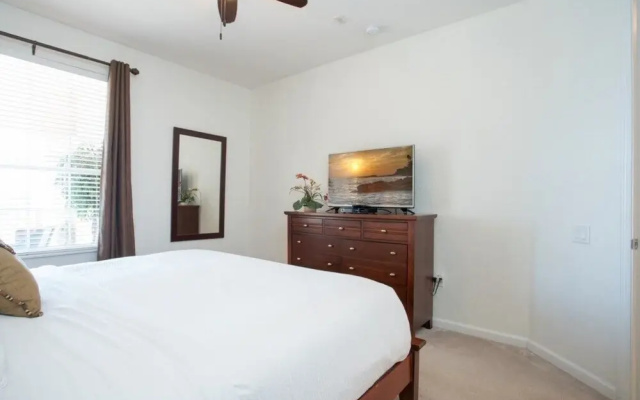 Lake View Delight