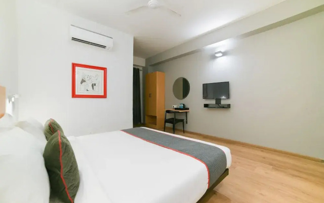 Oyo Townhouse 38136 Shivalik Mercantile Co-Operative Bank