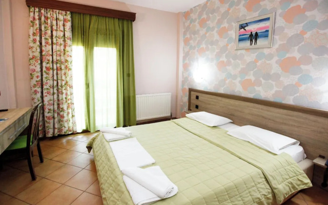 Ariadni Hotel Bungalows