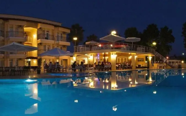 Grand Cınar Hotel