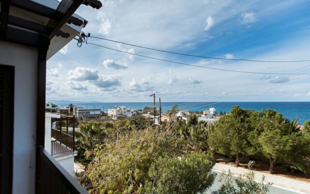 Stunning and Relaxing 3-bed House in Pomos