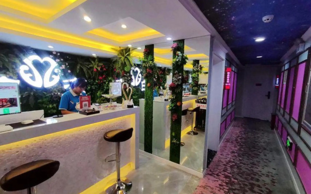 Bolian Theme Hotel (Kunming Jintai International)