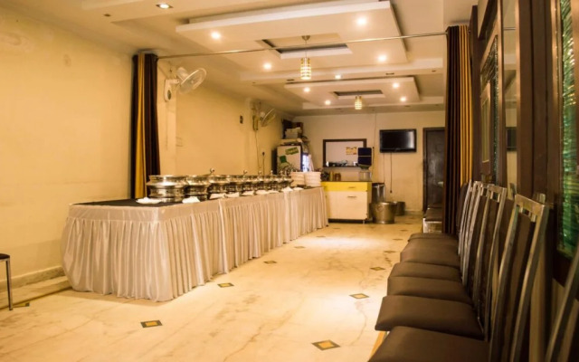 Hotel Ronak Plaza