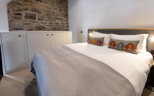 Linton Collection - Blackfriars Lofts