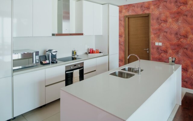 Dream Inn - City Walk Modern & Luxury