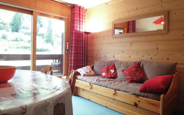 Hilltop Apartment in Méribel with Balcony to enjoy Views