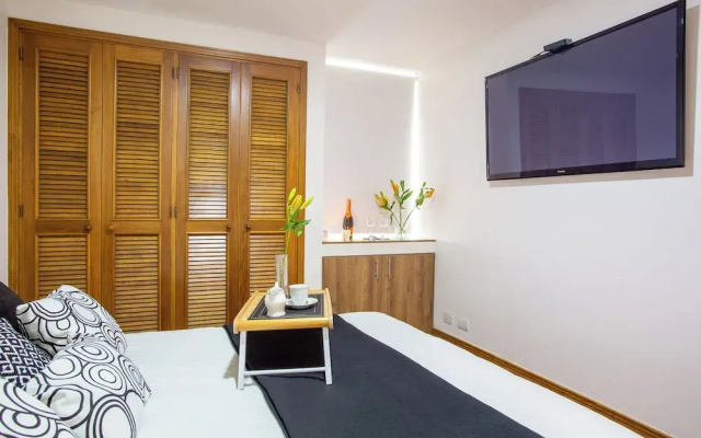 Edificio Alcazar de Oviedo BY Host Medellin