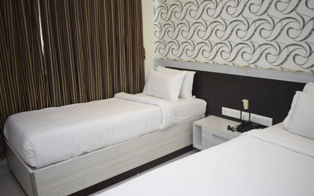 Hotel Aksharadha