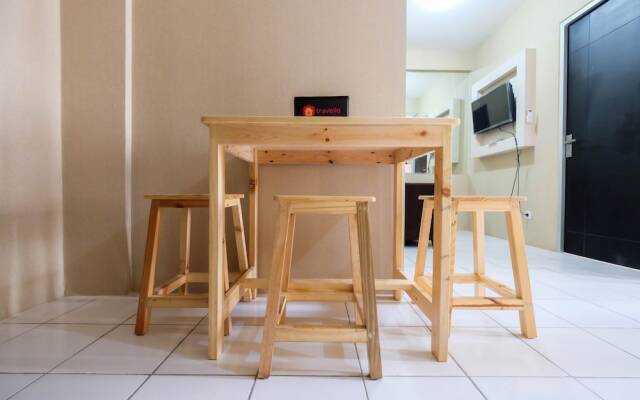 Simple 2BR Pancoran Riverside Apartment