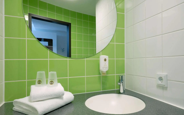 B&B Hotel Freiburg-Süd