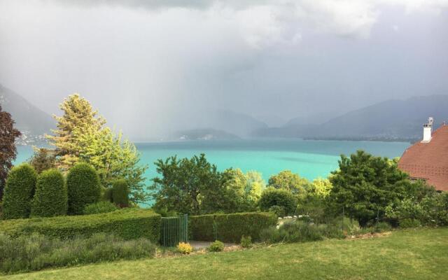 Apt calme VUE LAC - 2 Chambres - Sauna