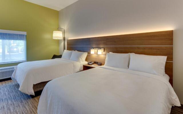 Holiday Inn Express & Suites Saugerties - Hudson Valley, an IHG Hotel