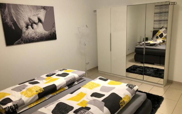 Ferienwohnung Holiday Home mit Netflix