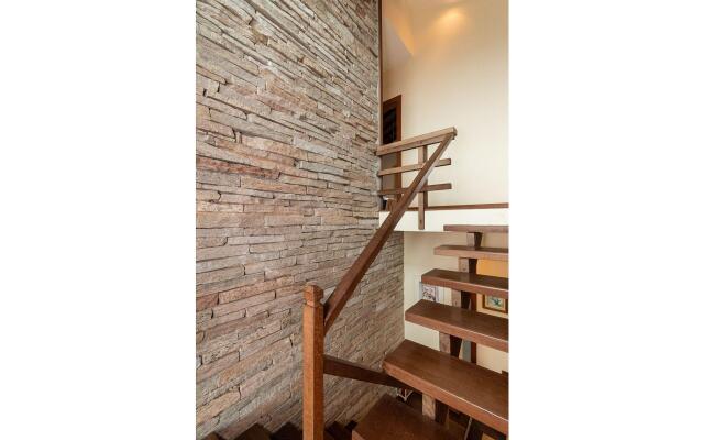 4 Suítes + Piscina e Churrasqueira | 3 Irmãos