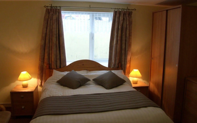 Appletorre House Holiday Flats