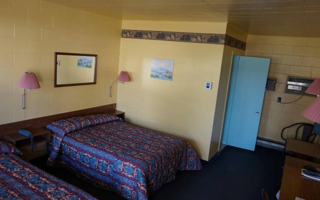 Motel R-100