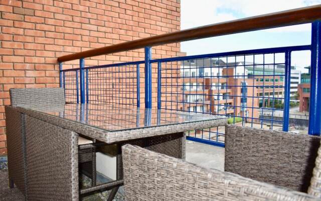 2 Bedroom Apartment With Balcony in Central Dublin