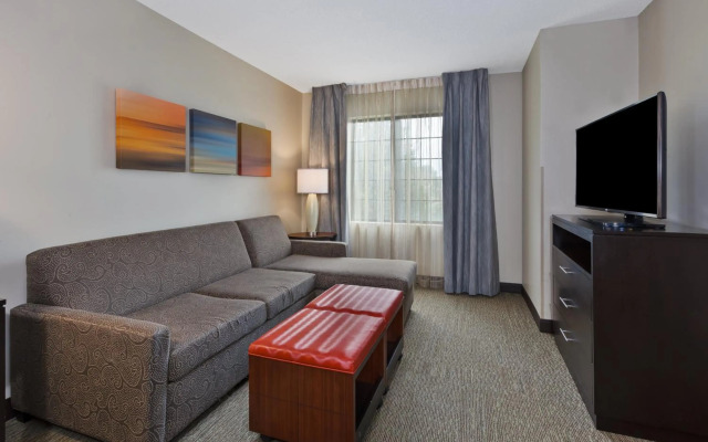 Staybridge Suites Detroit-Utica by IHG