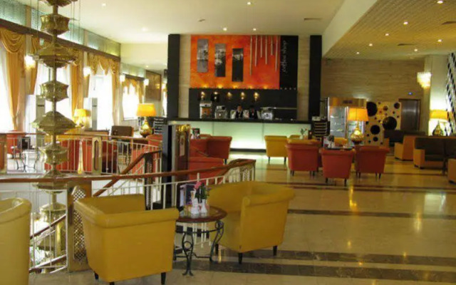 Parsian Esteghlal International Hotel
