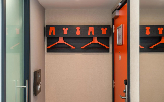 easyHotel Milton Keynes