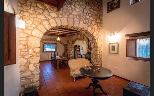 Masia Pou de la Vinya