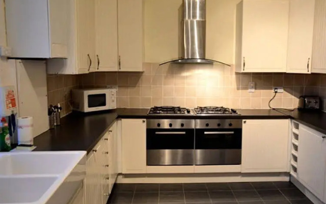 City Centre Large Group Holiday Apartments