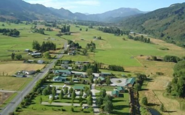 Kiwi Park Motels & Holiday Park