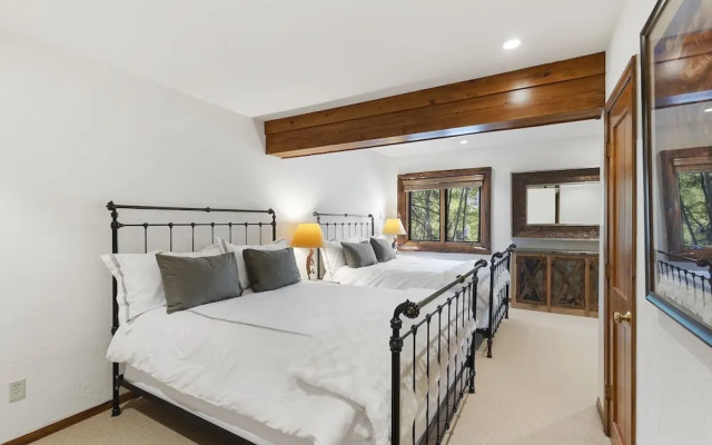 Wildwood Ridge 5 Bedroom Home