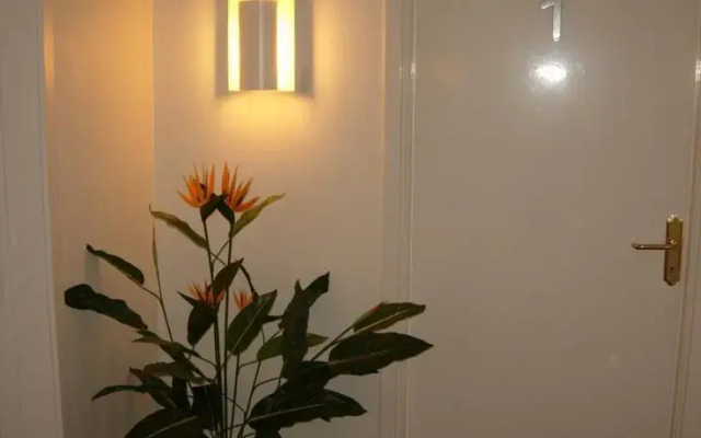 Ödeshögs Hotell & Vandrarhem HB