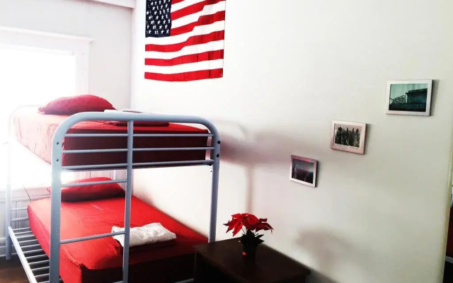 Simple Hostel