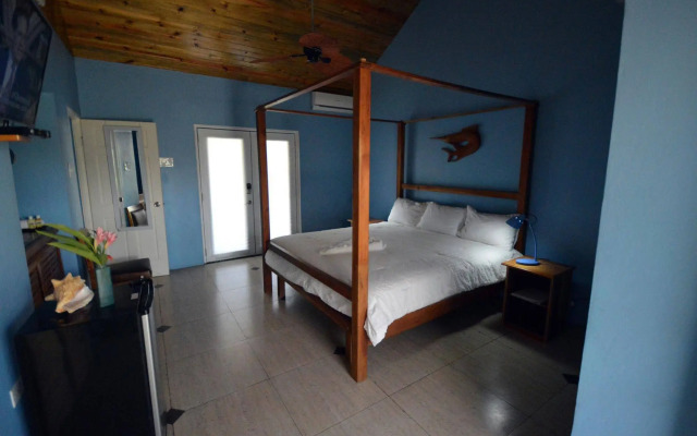 Luna Sea Inn