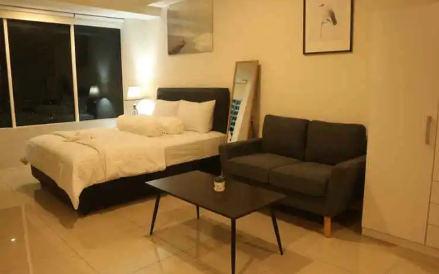 Apartemen Grand Kamala Lagoon by Cheapinn