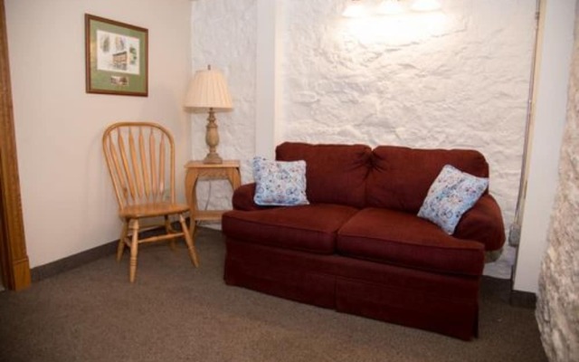Stone Mill Hotel & Suites