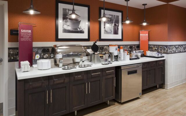 Hampton Inn Minneapolis-Roseville