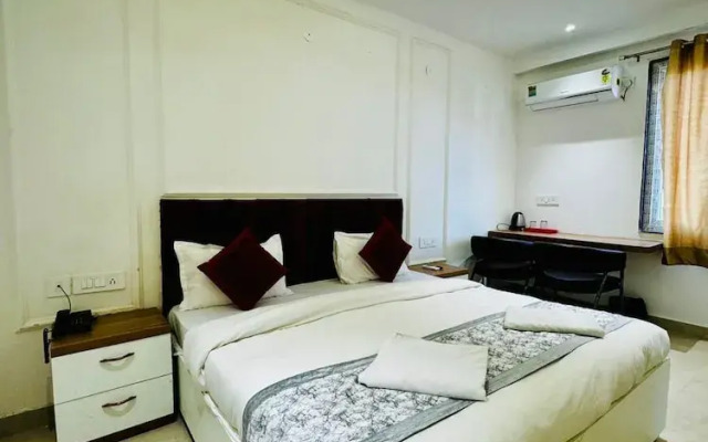 Hotel Prince Inn By DSY Hospitality