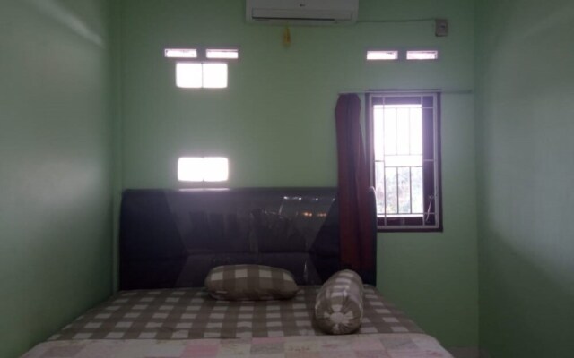 OYO 93457 White House SyariahNearOYO 93457 White House Syariah