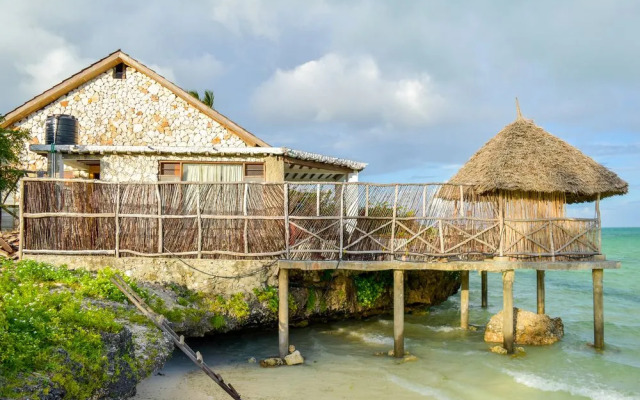 Malcom Residence