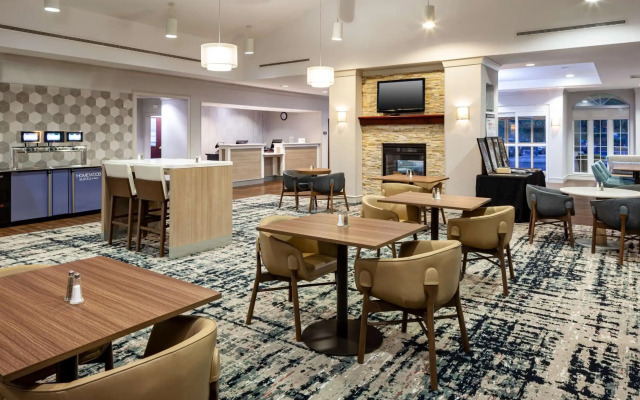 Homewood Suites by Hilton Jacksonville-South/St. Johns Ctr.