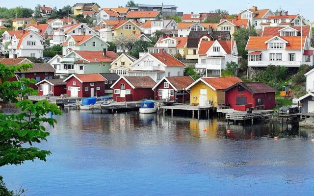 8 Person Holiday Home in Fiskebäckskil