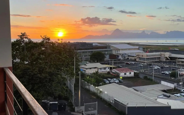 Tahiti Airport Motel