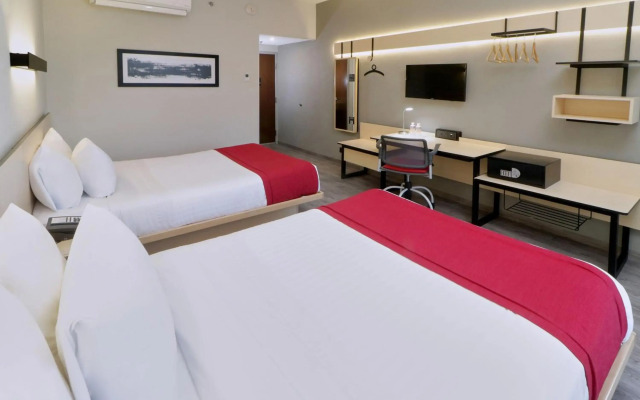 City Express Plus by Marriott Monterrey Galerias