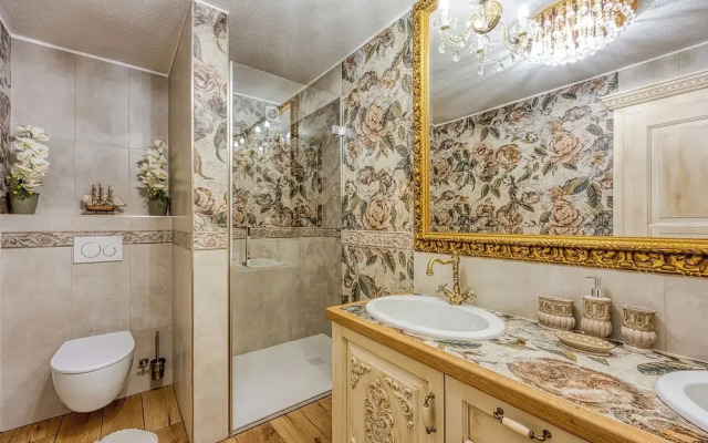 Royal Garden Suite