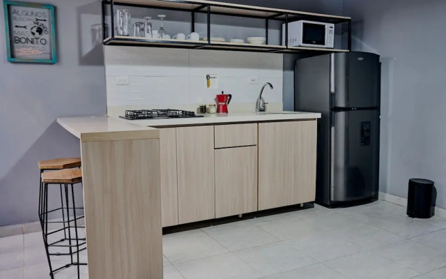 Apartamento En Laureles Zona Rosa